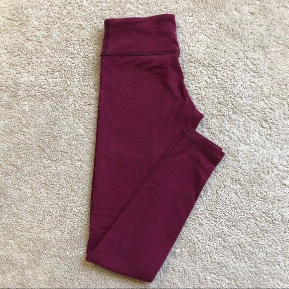 lululemon athletica Pants - Lululemon Athletica Maroon Textured Tights